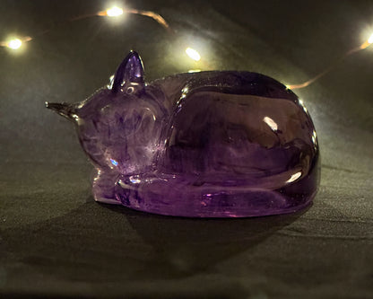 Large Sleeping Cat Amethyst