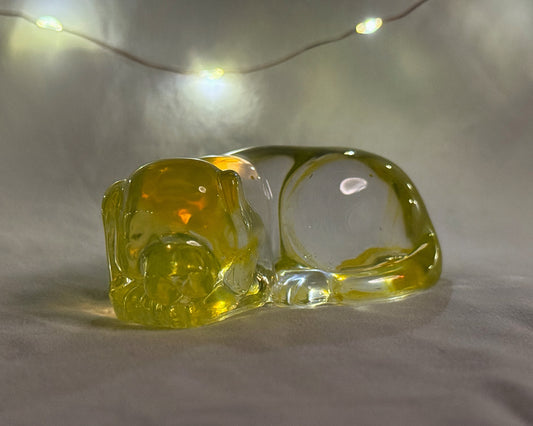 Medium Sleeping Dog Sunbeam